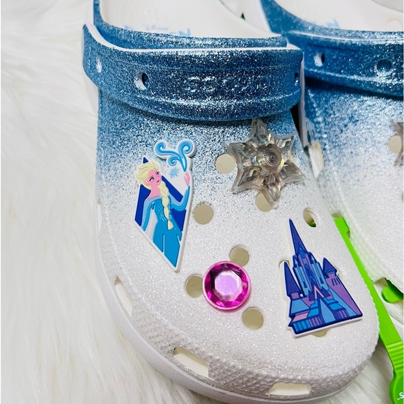 Frozen‎ Clogs - Picture 9 of 11